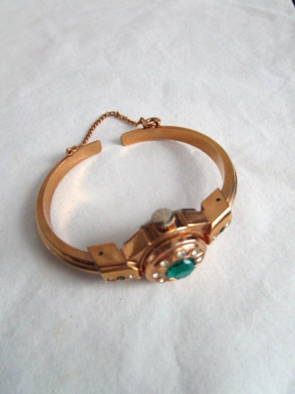 VINTAGE SWISS MADE 17 JEWEL LADIES WATCH WINDUP-WORKS-